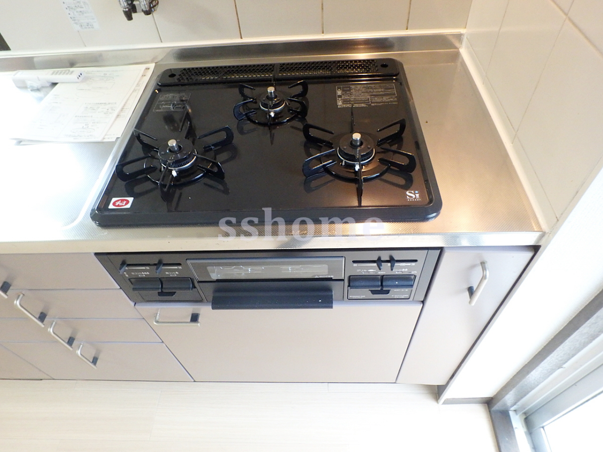 キッチン ガス3口システムキッチン♪ 写真19
