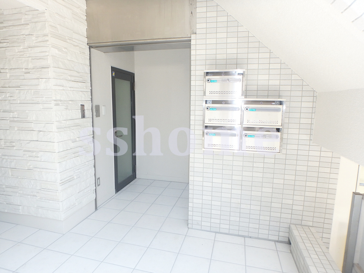 エントランス 建物入口 写真13