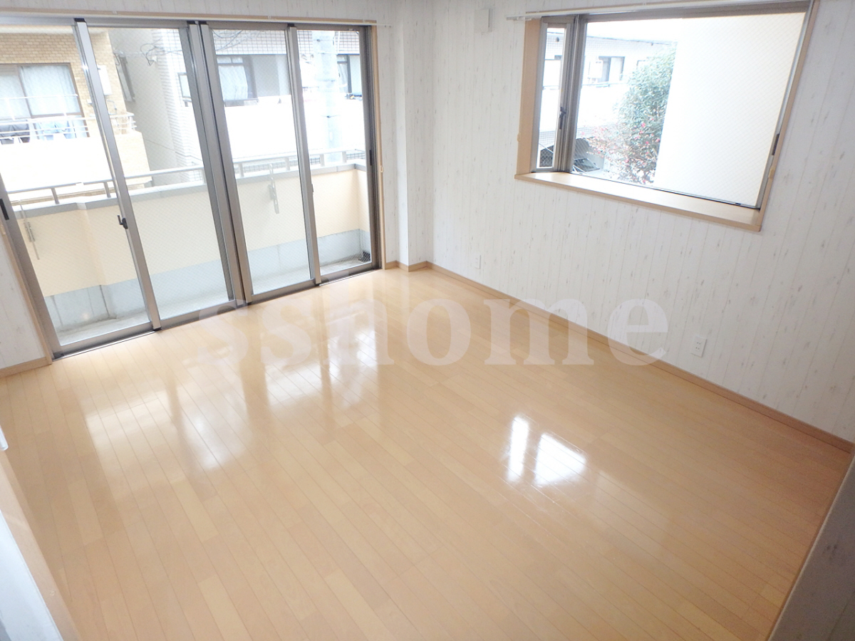 内装 洋室☆角部屋2面採光で明るいです♪ 写真14