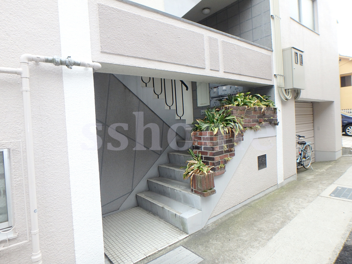 エントランス エントランス 写真13