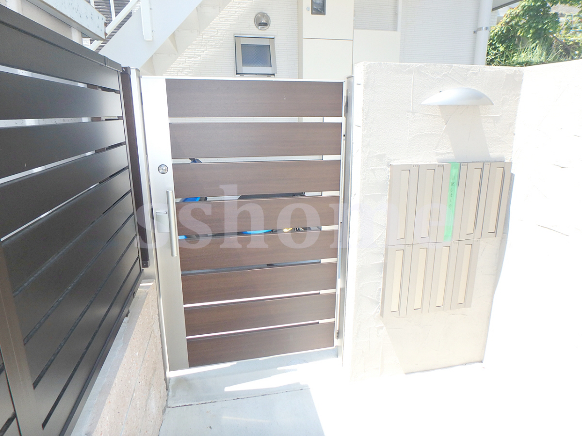エントランス 建物入口もキレイです^^ 写真13