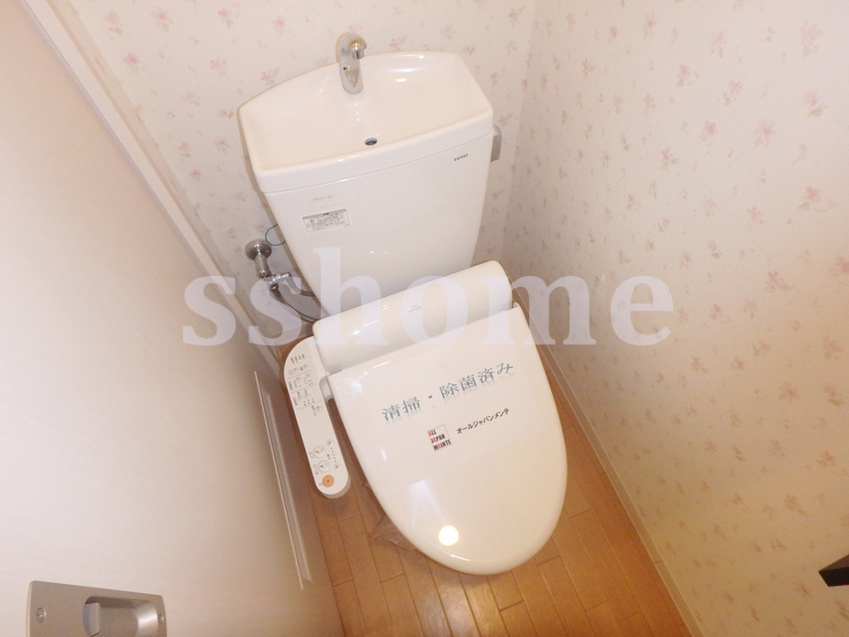 トイレ 温水洗浄便座 写真8
