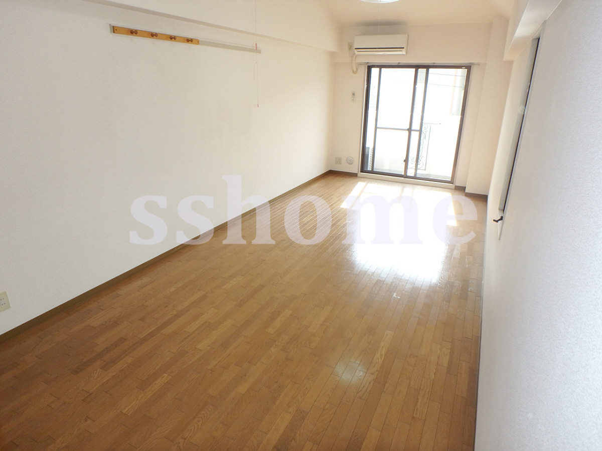 リビング 広々 写真2