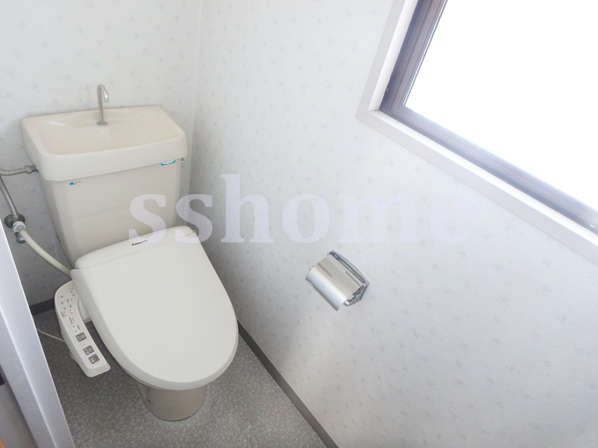 トイレ 温水洗浄便座 写真8