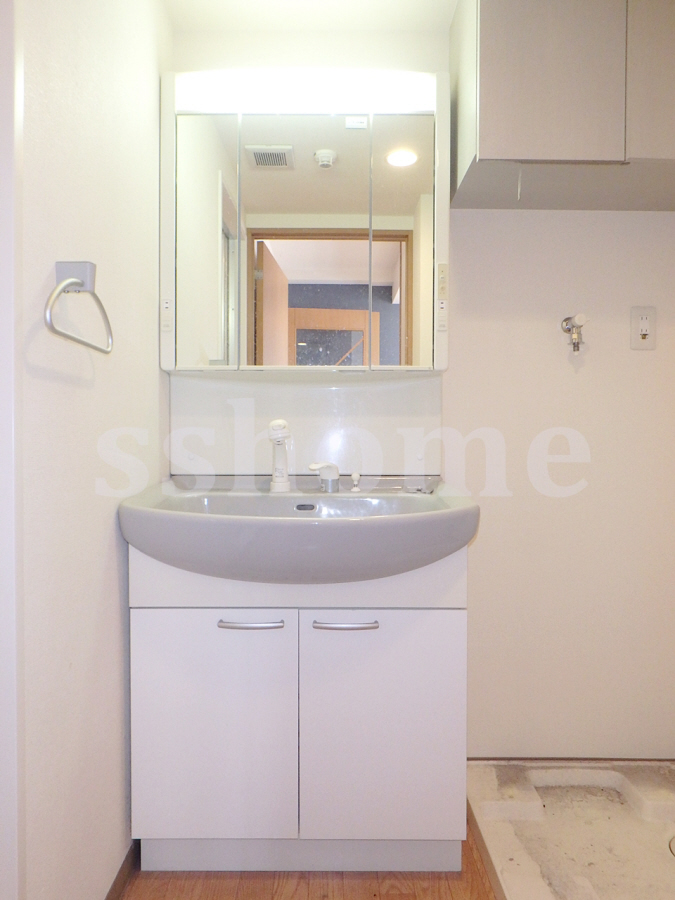 洗面所 シャンプードレッサー 写真9