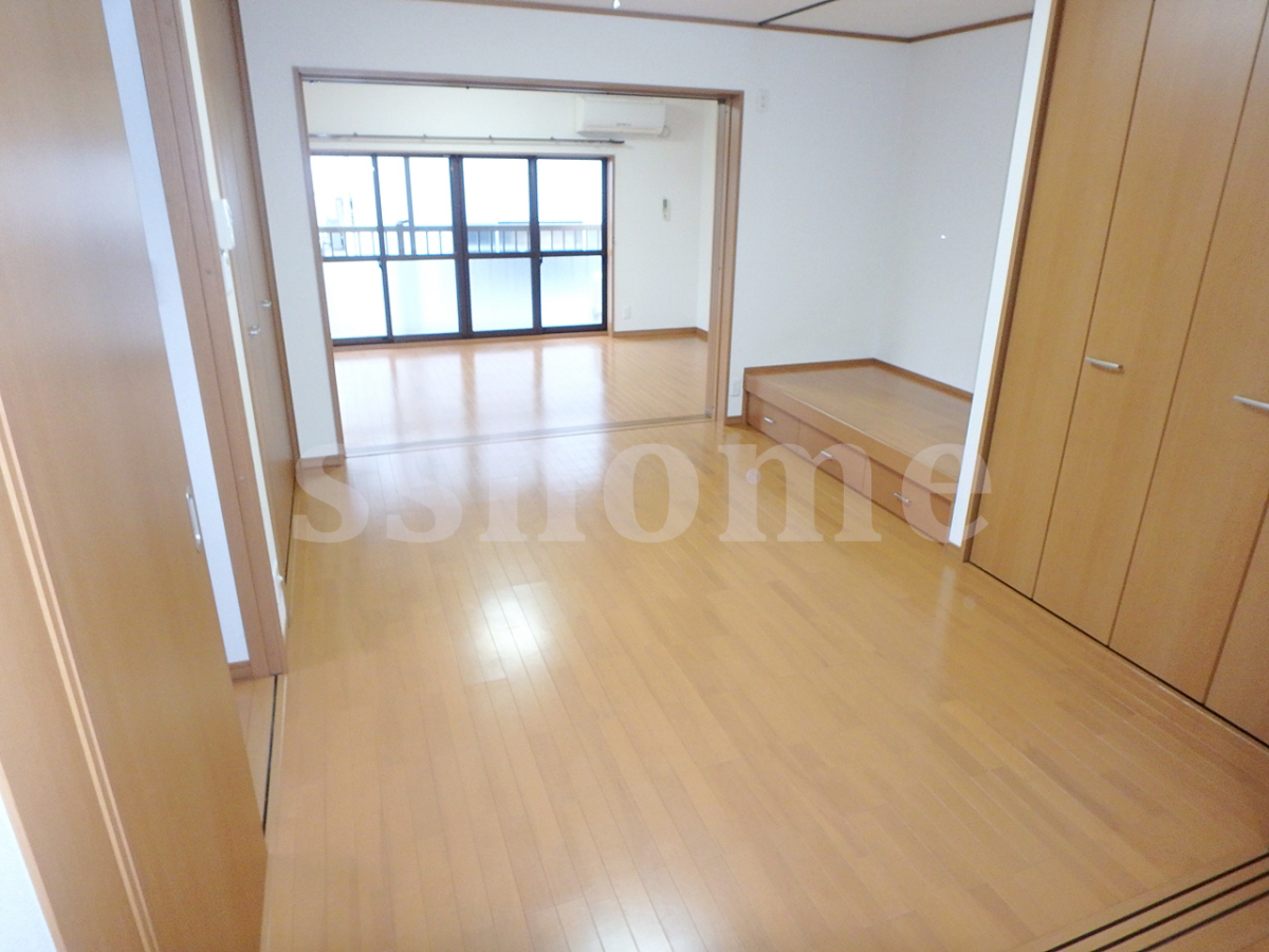 内装 フローリング☆ 写真14