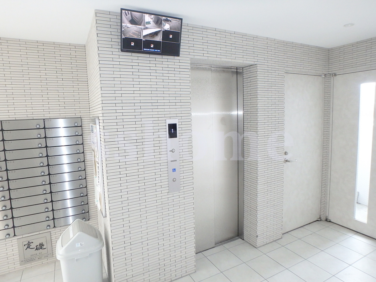 共用部 エレベーターにも防犯カメラ☆ 写真19