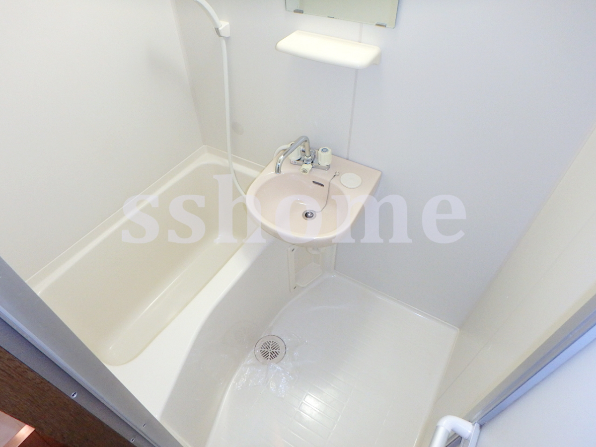 バス 一体型浴槽はお掃除楽々 写真4