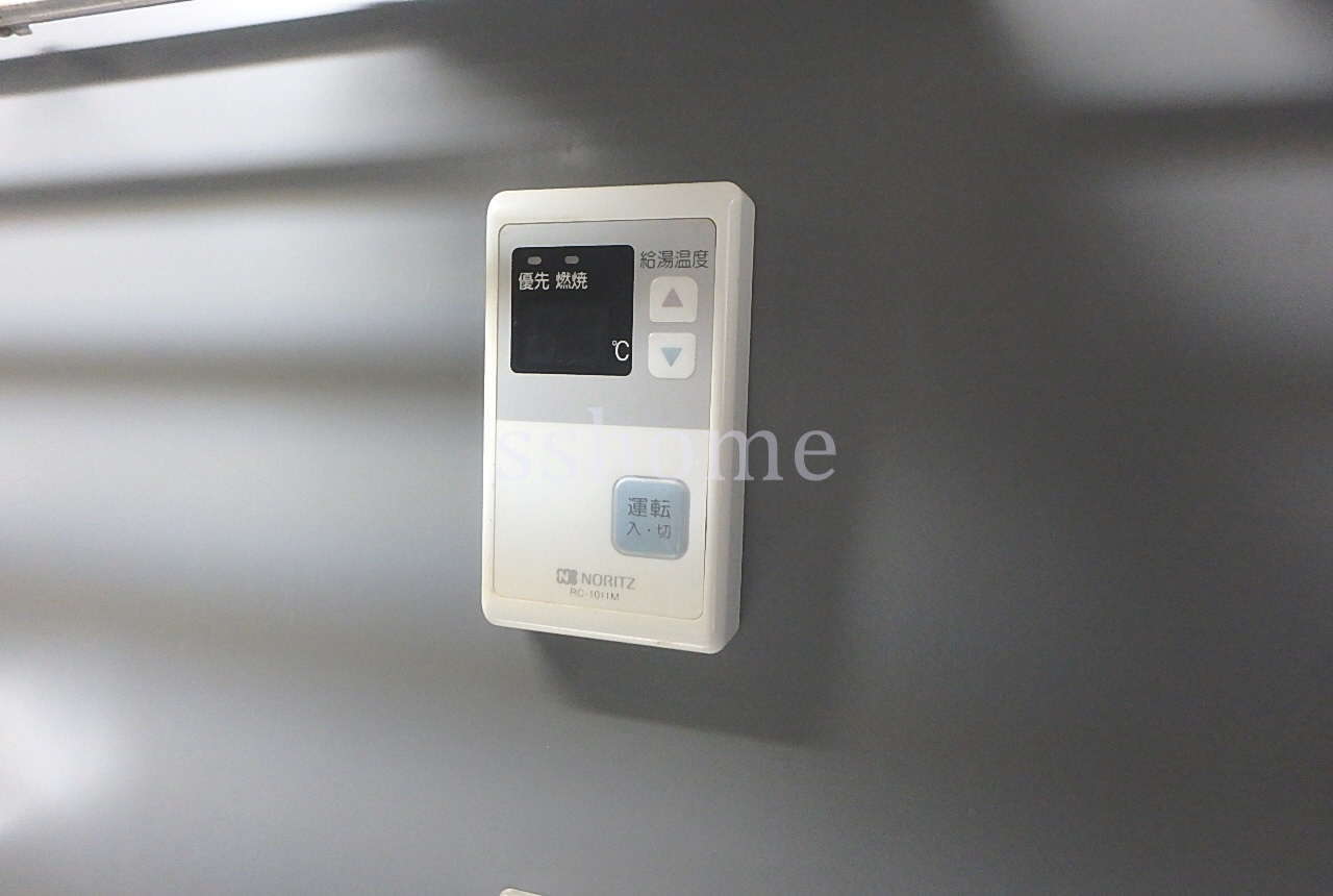 設備 給湯操作パネル 写真18