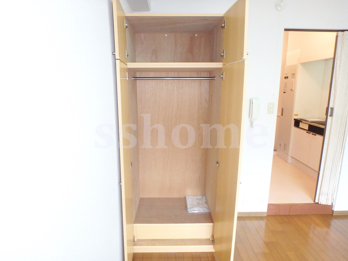 収納 引き出しが便利なクローゼット☆ 写真5