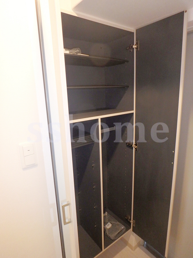 収納 大容量のシューズボックス 写真17