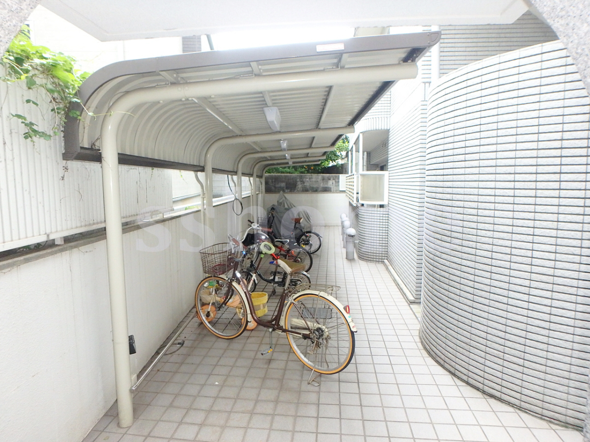 共用部 駐輪場あります 写真29