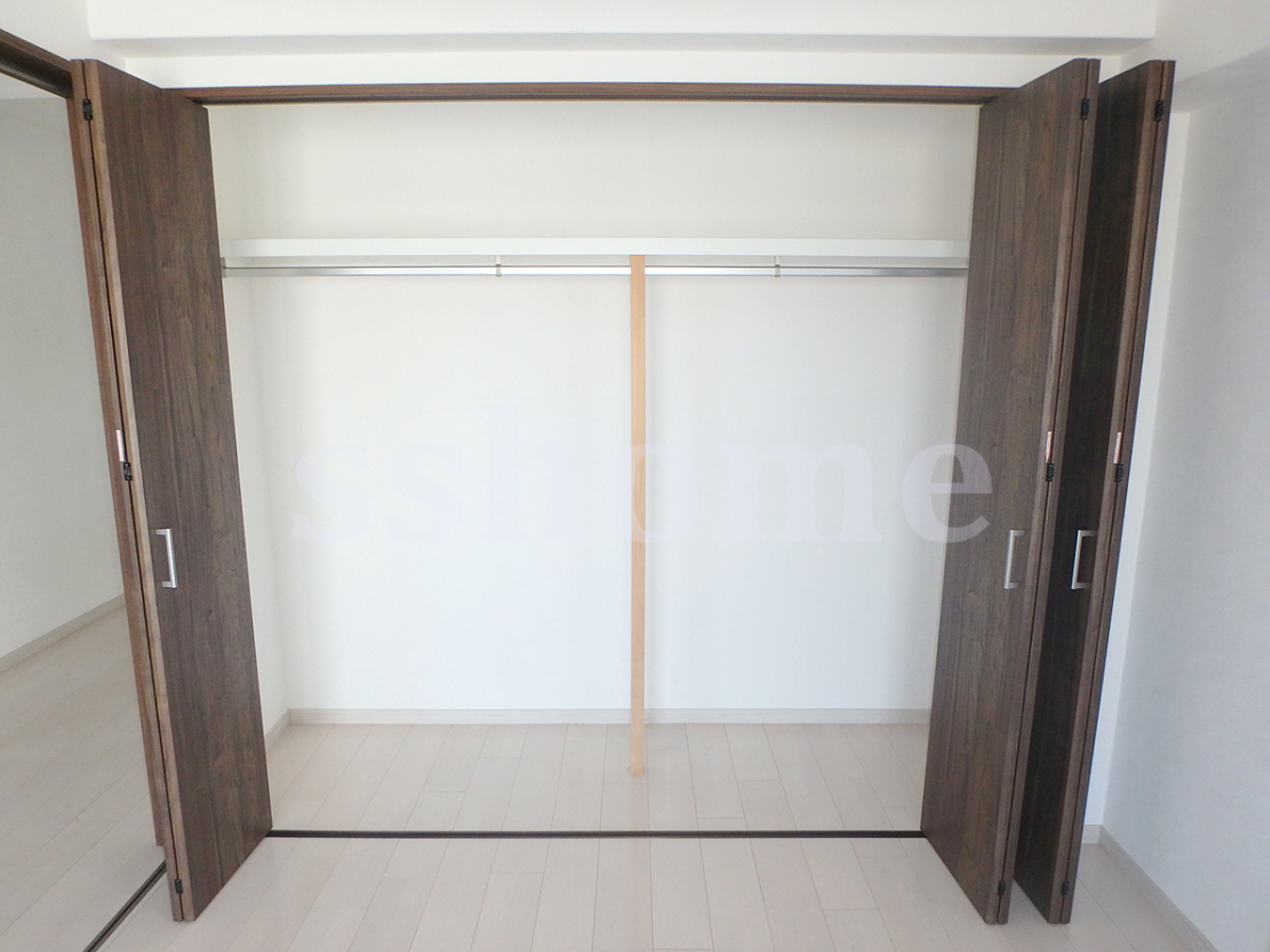 収納 大容量☆壁一面のクローゼット 写真5