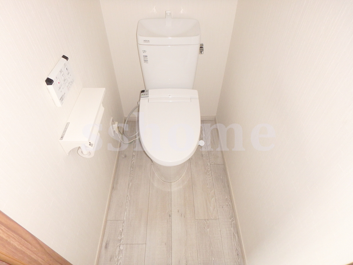 トイレ 温水洗浄便座☆ 写真8