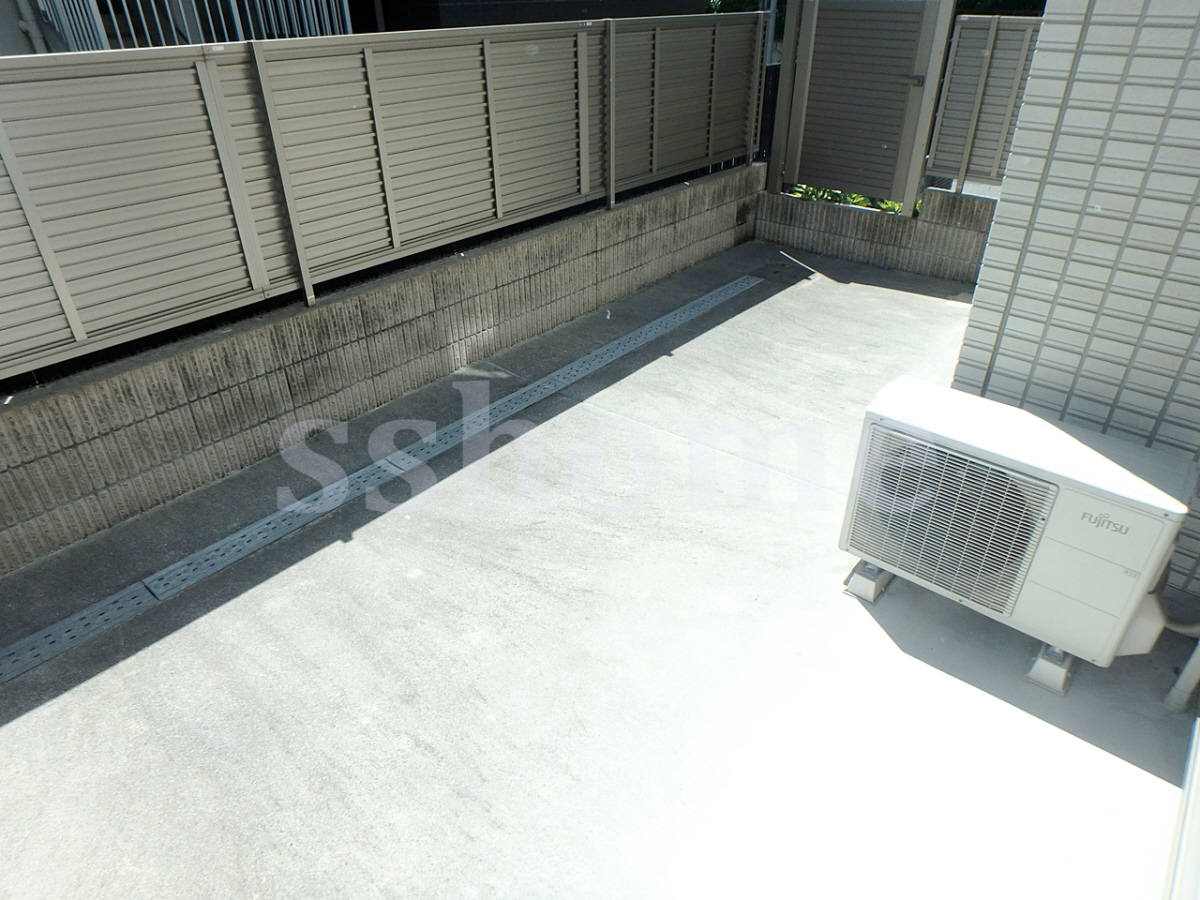 バルコニー・ベランダ 日当たり良好のテラス 写真10