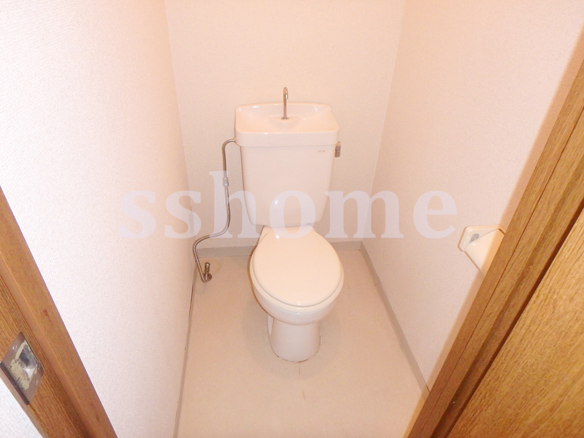 トイレ トイレも清潔感があります☆ 写真8