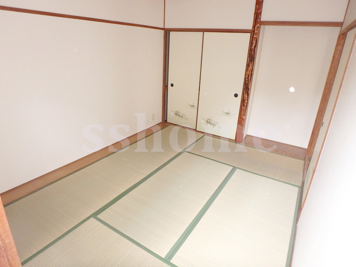 内装 和室も広さ十分♪ 写真14
