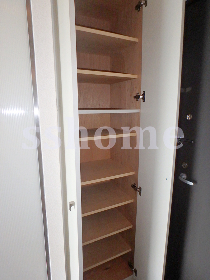 大きめシューズボックス 奥深いです 写真7