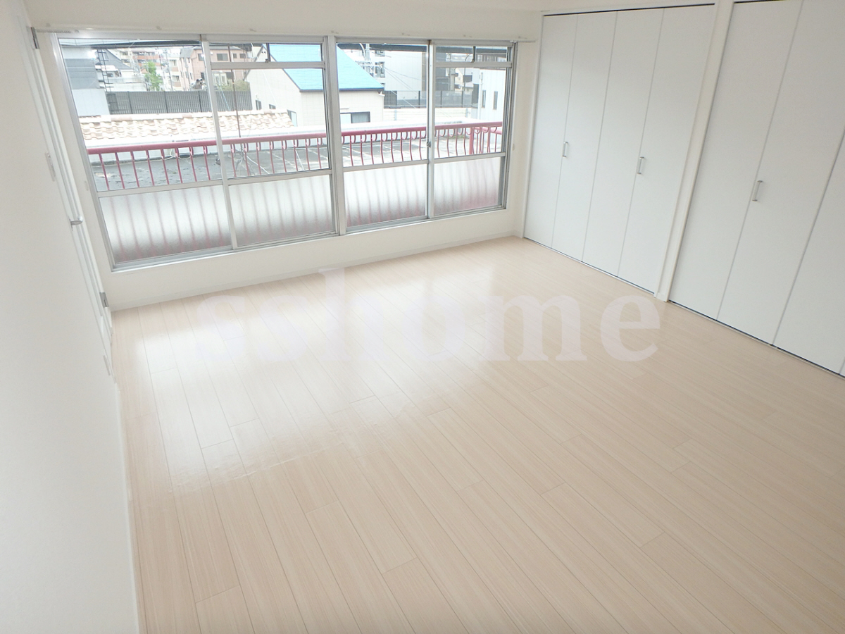 その他部屋・スペース 12.3帖の広々洋室です☆ 写真6