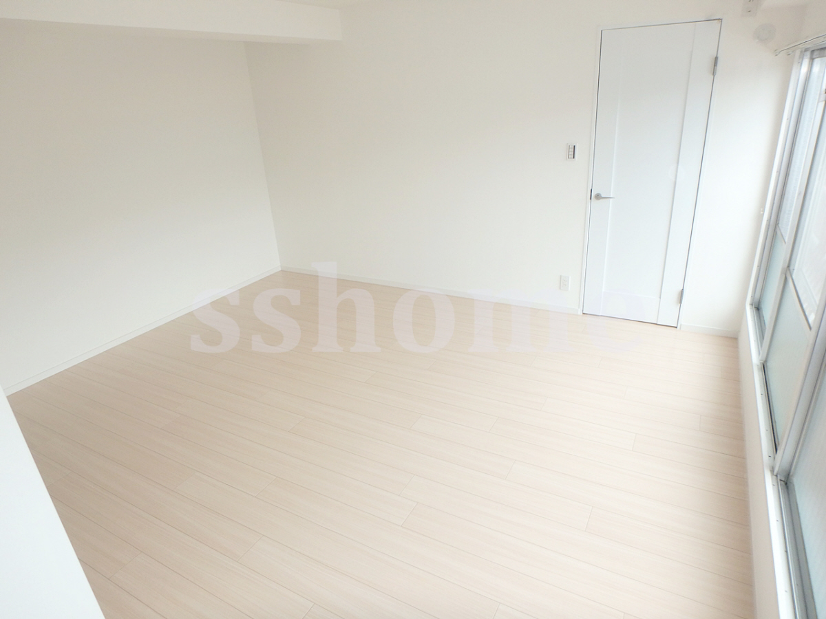 寝室 南向きで明るいですよ☆ 写真15