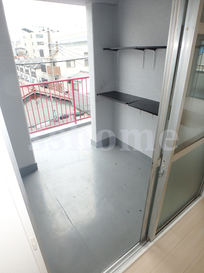 バルコニー・ベランダ バルコニーに収納スペースあります☆ 写真28