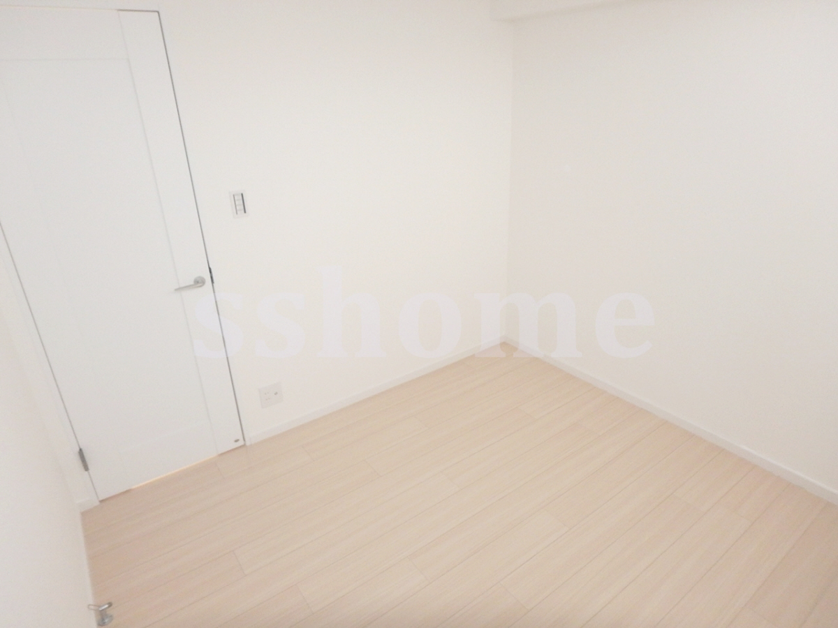 収納 2部屋の洋室の片方は収納にも使えます☆ 写真5