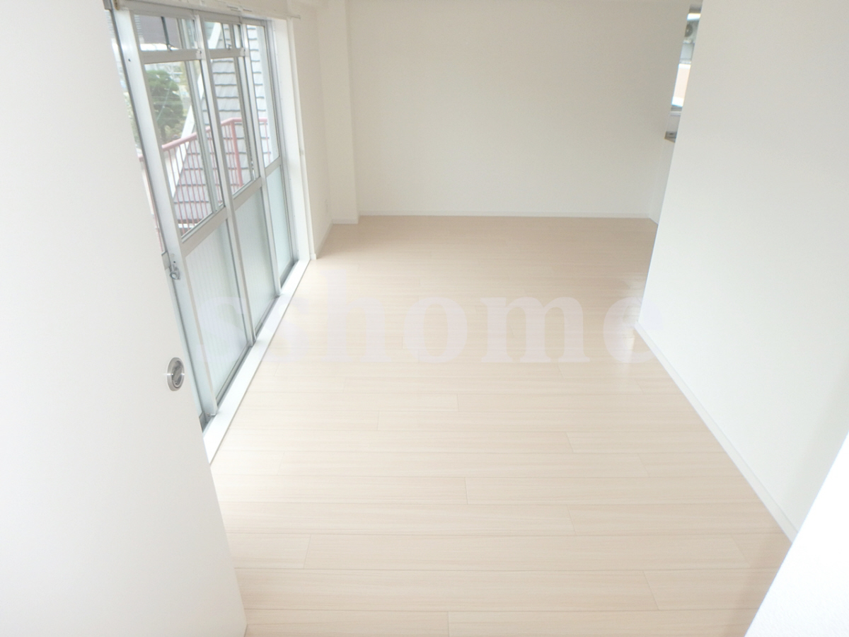 寝室 きれいにリノベーションされています☆ 写真15