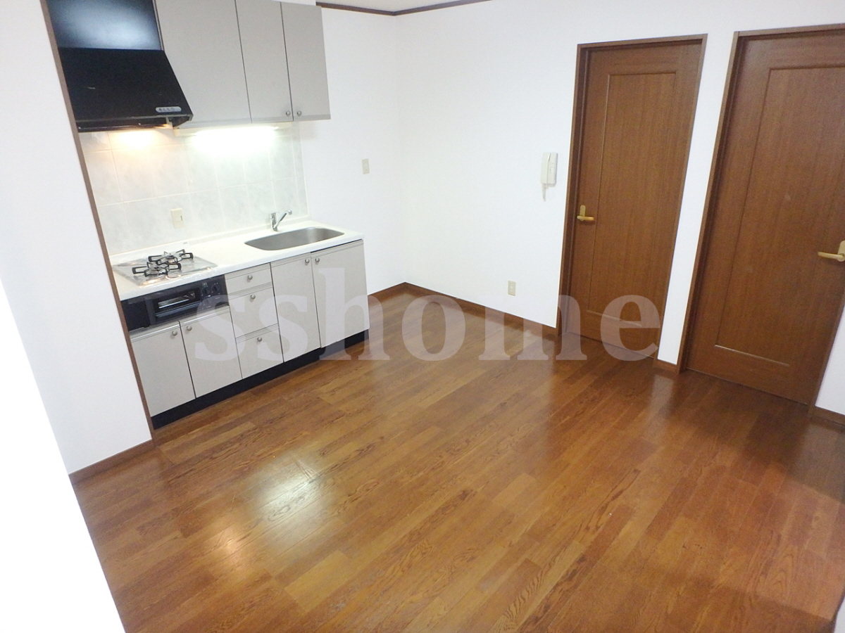 リビング リビングも十分な広さです☆ 写真16