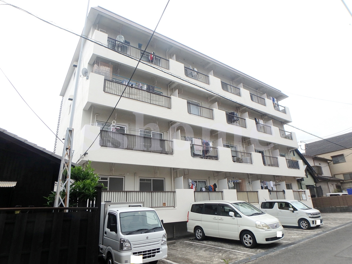 マンションエイト