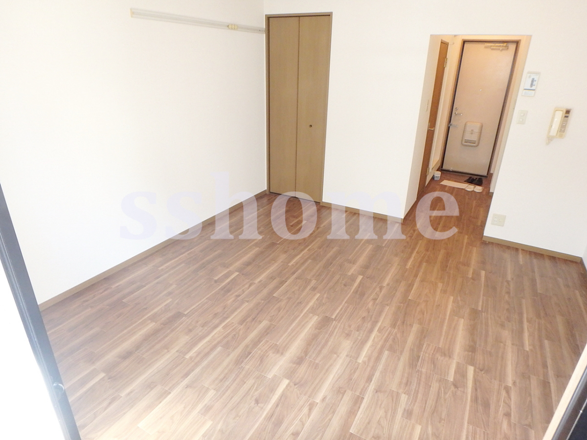 寝室 広々8.3帖 写真15