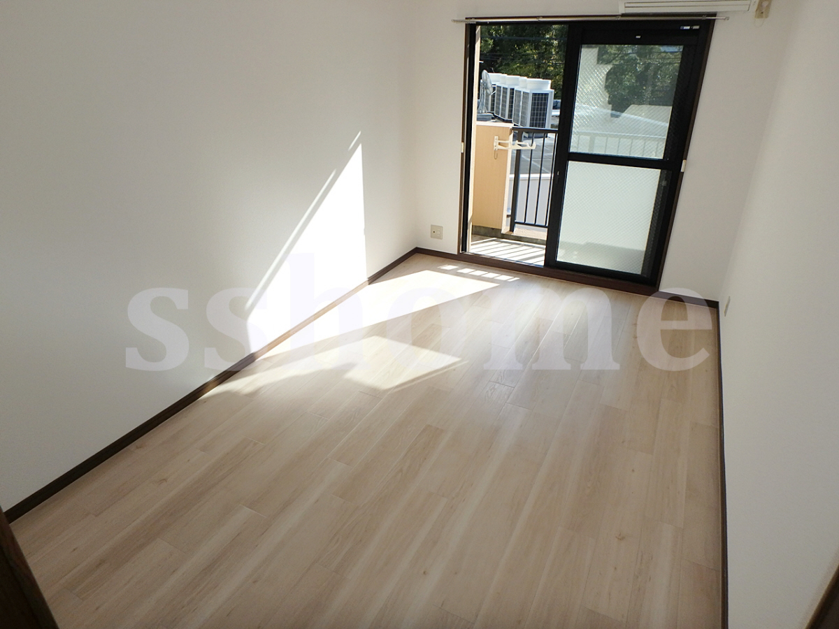 リビング 明るいお部屋です♪ 写真2