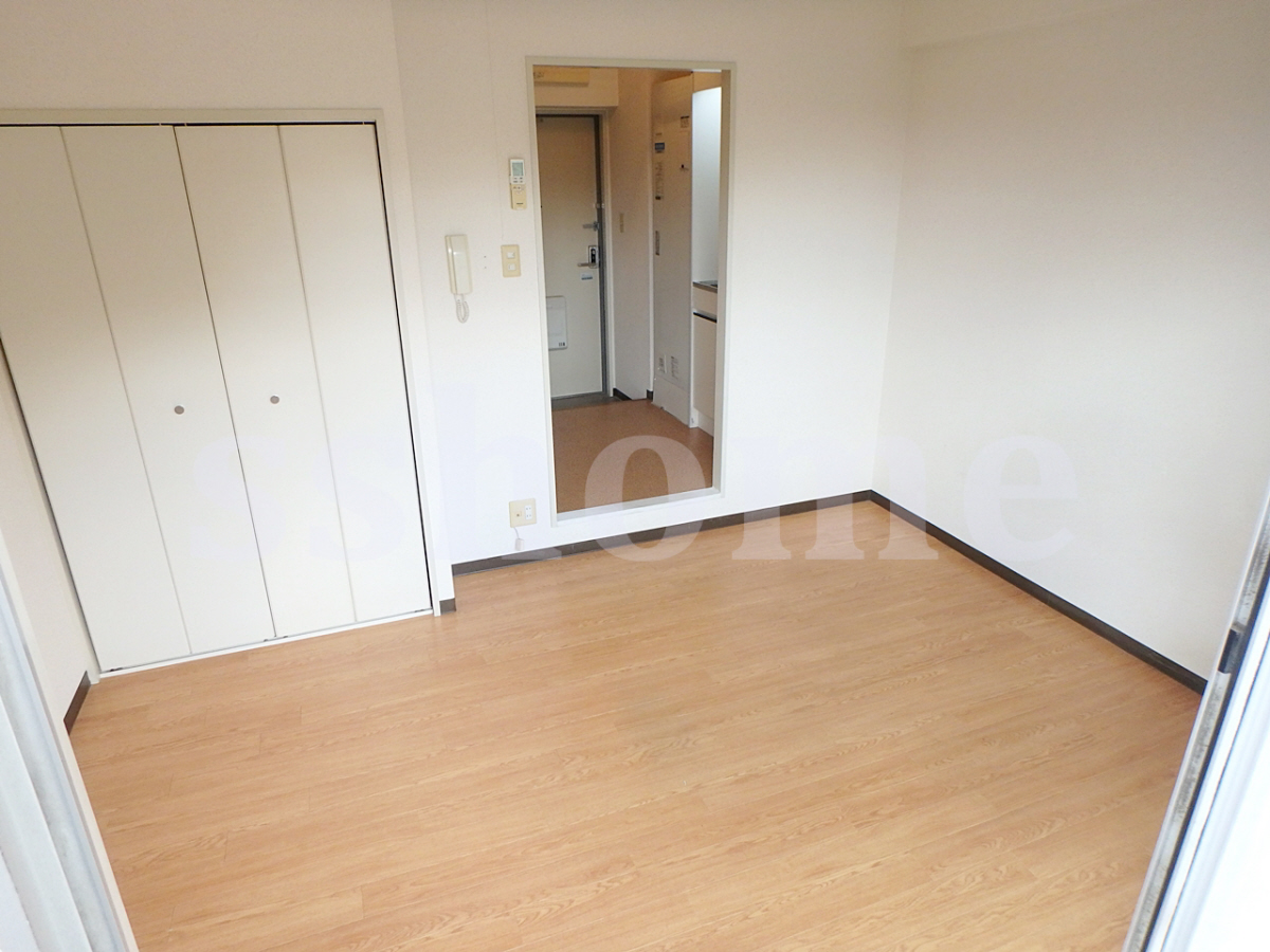 居室 バルコニー側から☆ 写真16