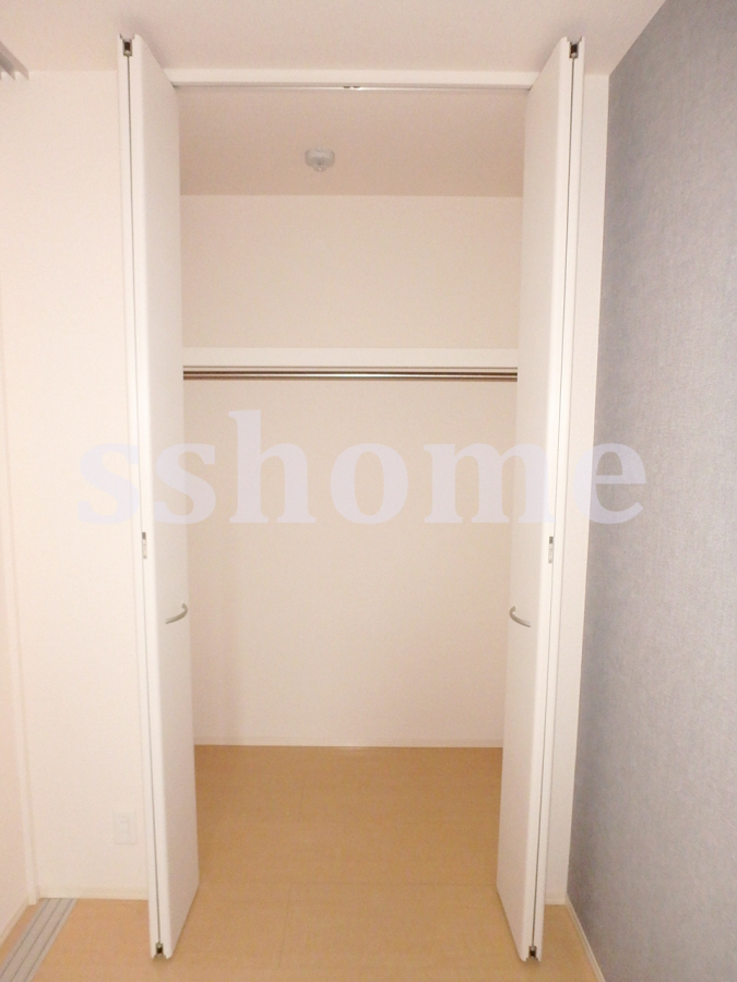 収納 奥行のあるクローゼット☆ 写真5