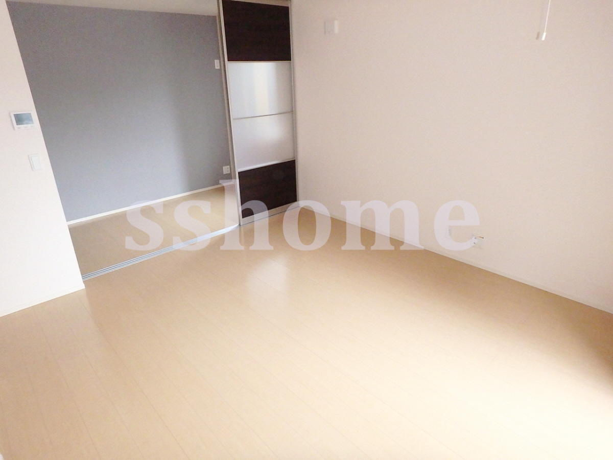 内装 フローリング☆ 写真14