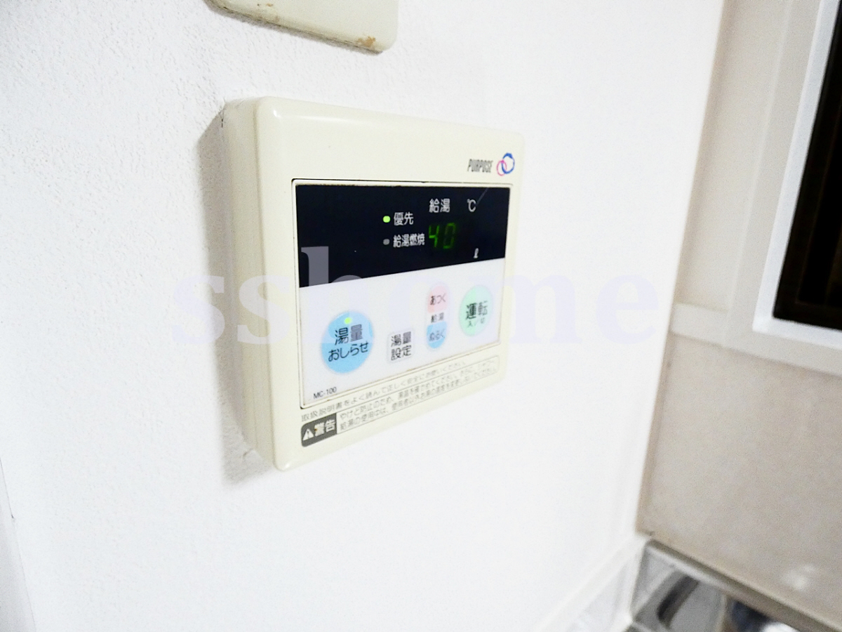 設備 給湯器操作パネル 写真16