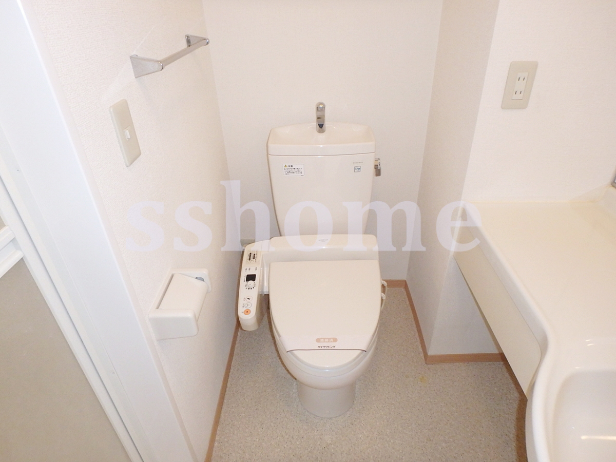 トイレ 温水洗浄便座☆ 写真8