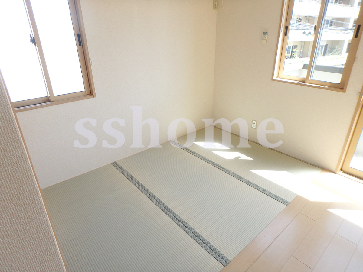 寝室 畳コーナー 写真15