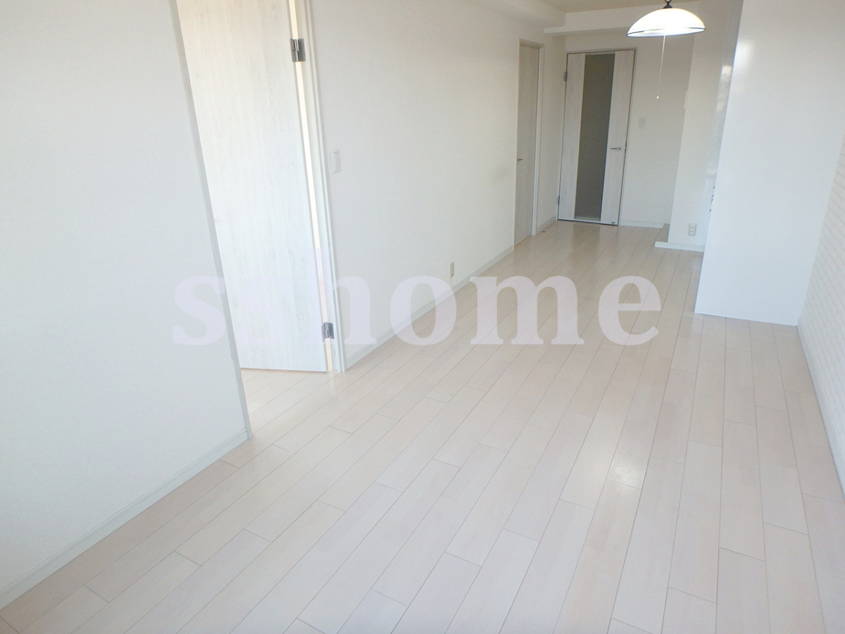 内装 フローリング☆ 写真14