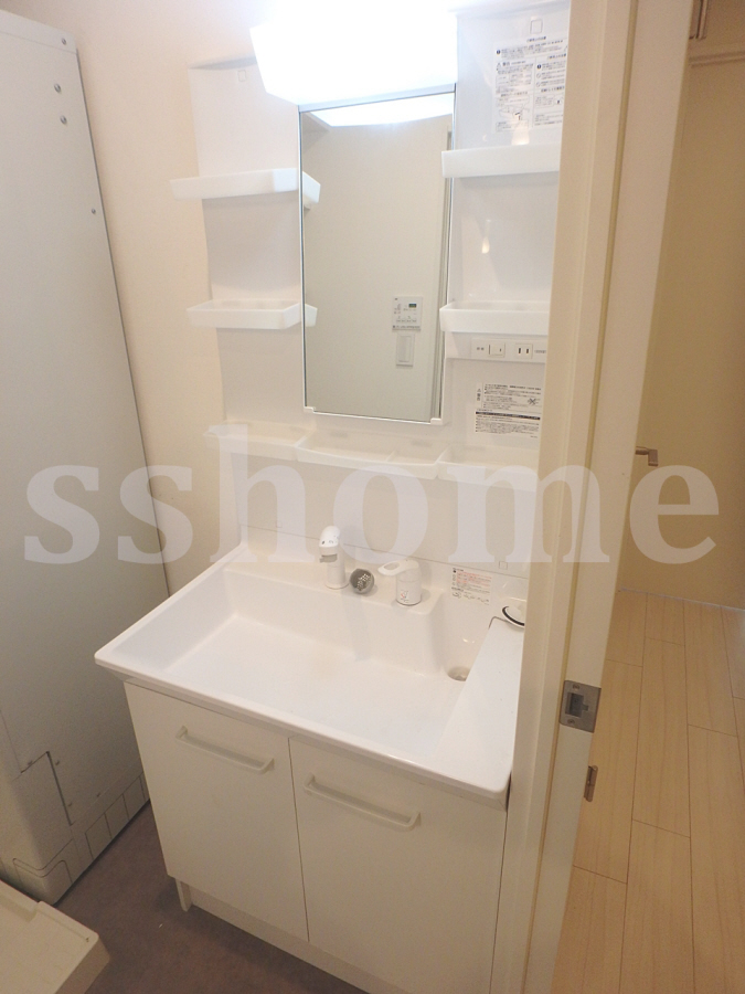 洗面所 シャンプードレッサー☆ 写真9