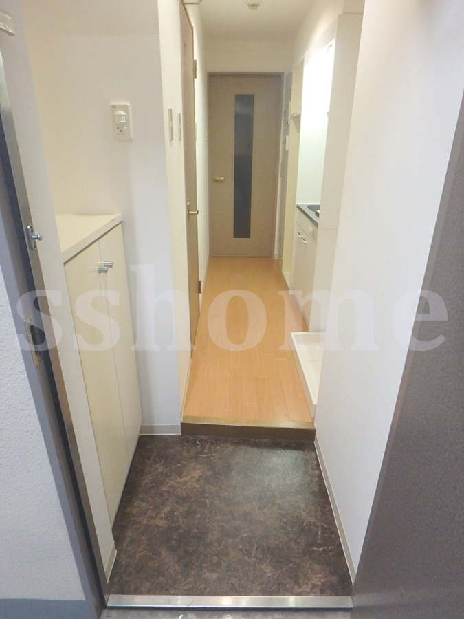 玄関 玄関スペースきれいです☆ 写真12