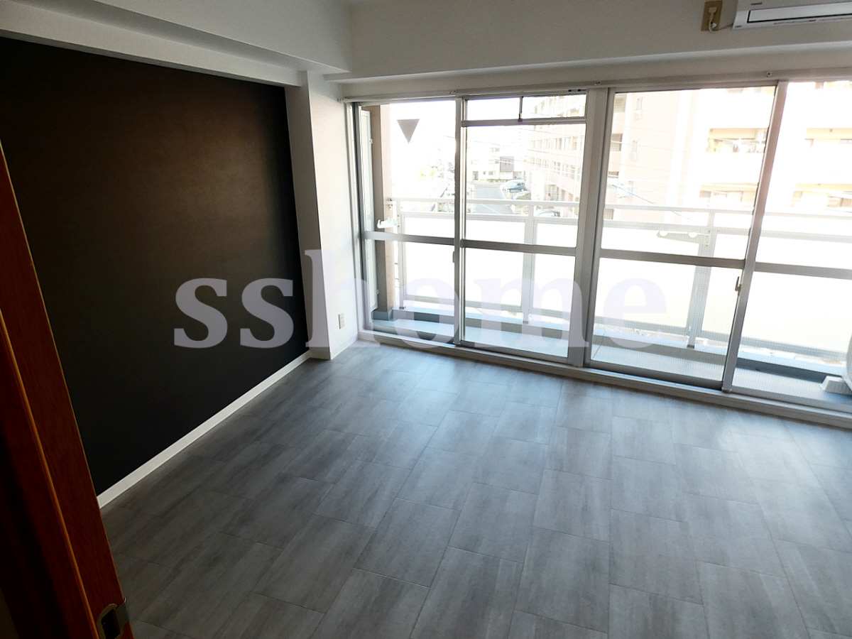 内装 アクセントカラーの壁紙 写真14