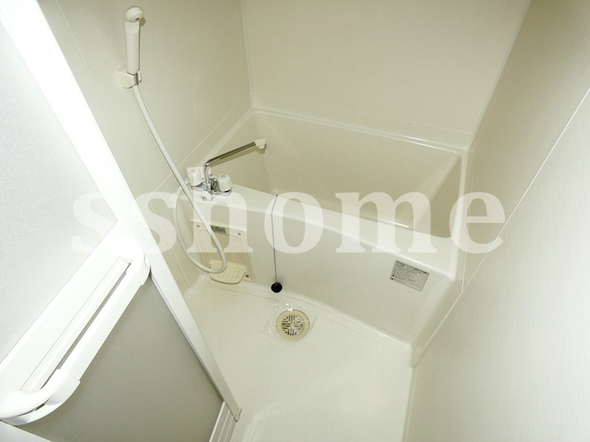 バス 清潔感のある浴室 写真4