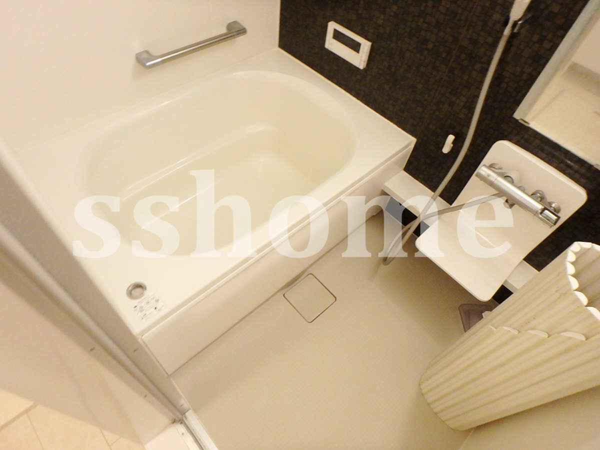 バス ゆったりサイズのバスルーム 写真4