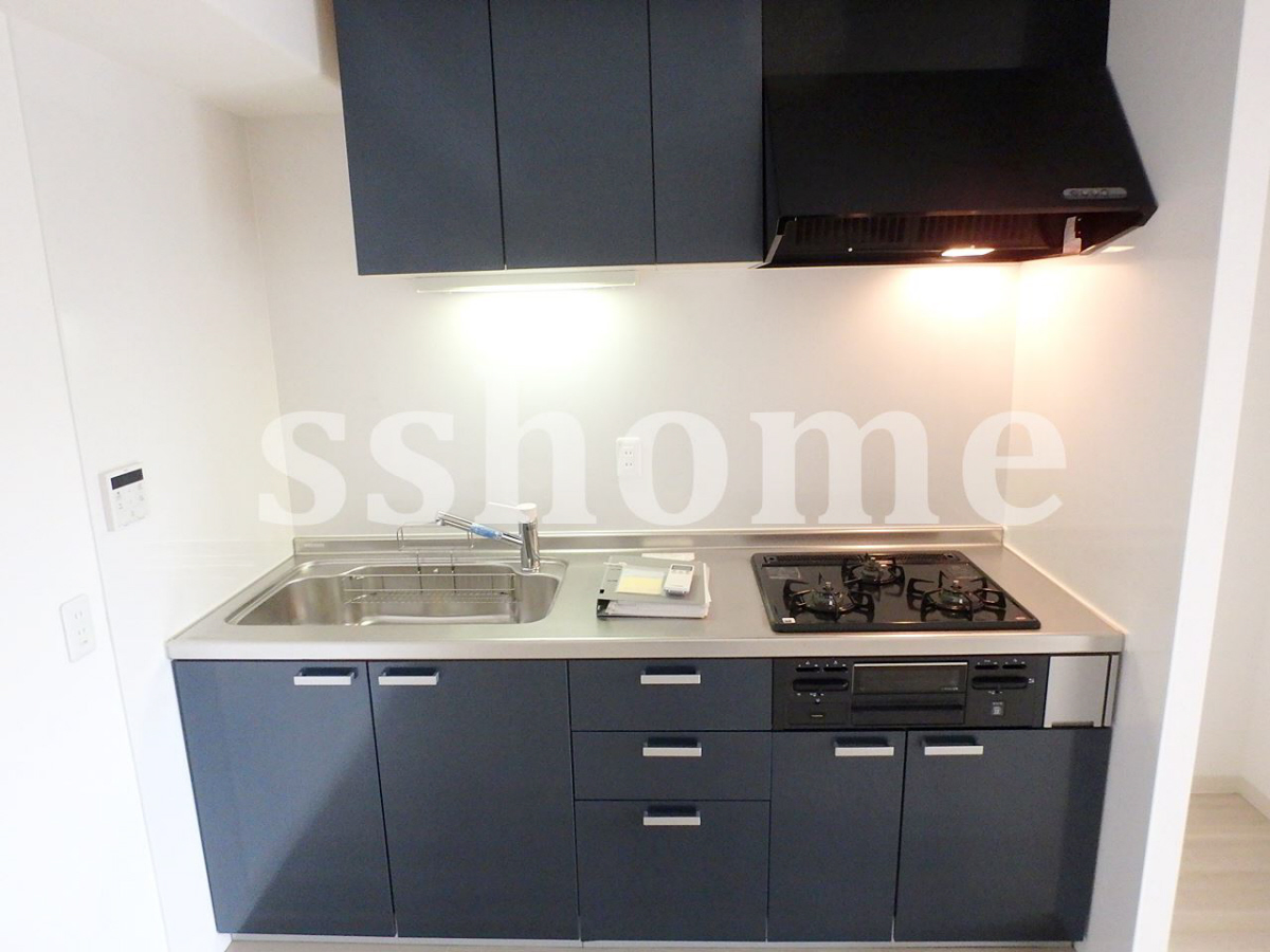 キッチン 3口ガスコンロ付きのシステムキッチン☆ 写真3