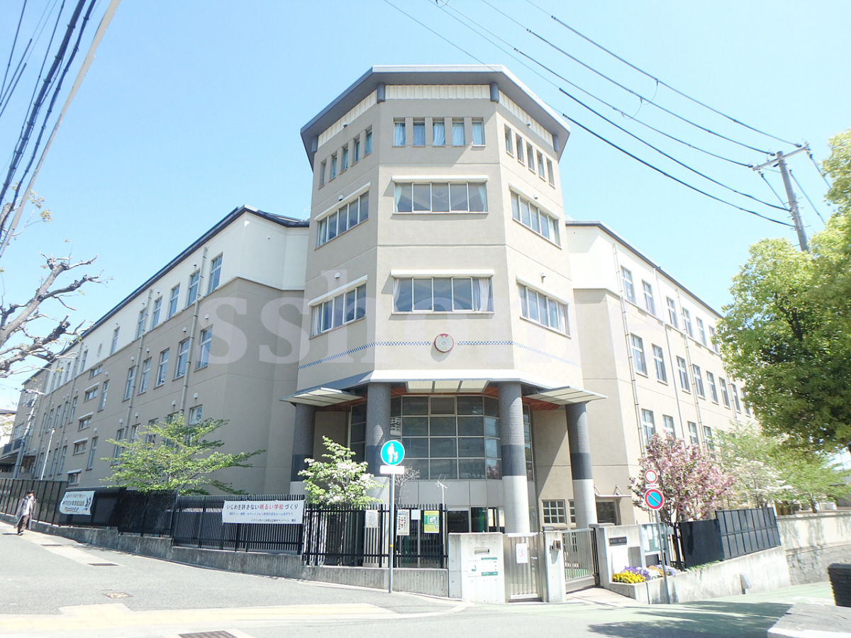 高羽小学校まで692m (徒歩9分) 写真21