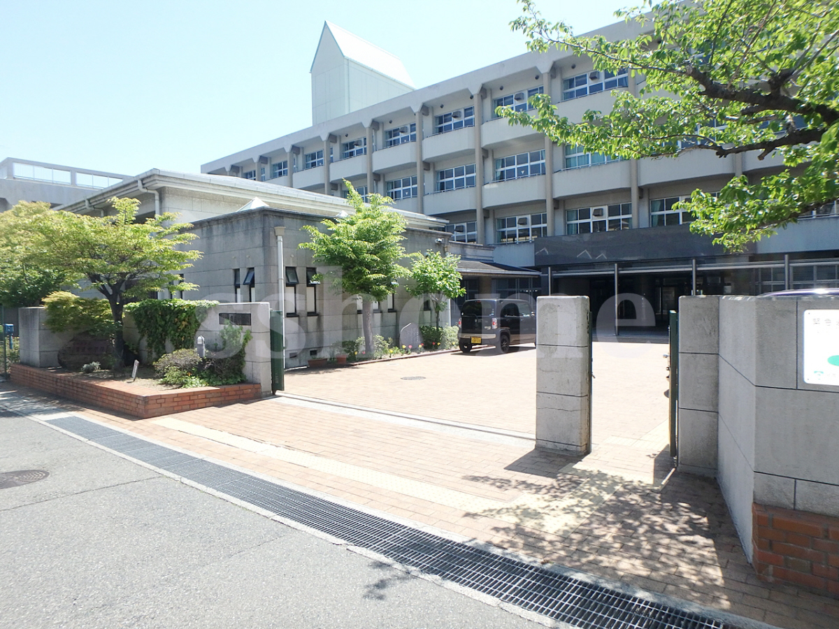 鷹匠中学校まで139m (徒歩2分) 写真22