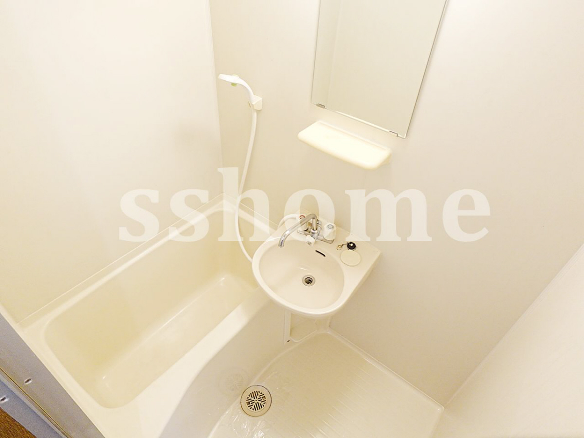 バス お掃除しやすい一体型 写真4