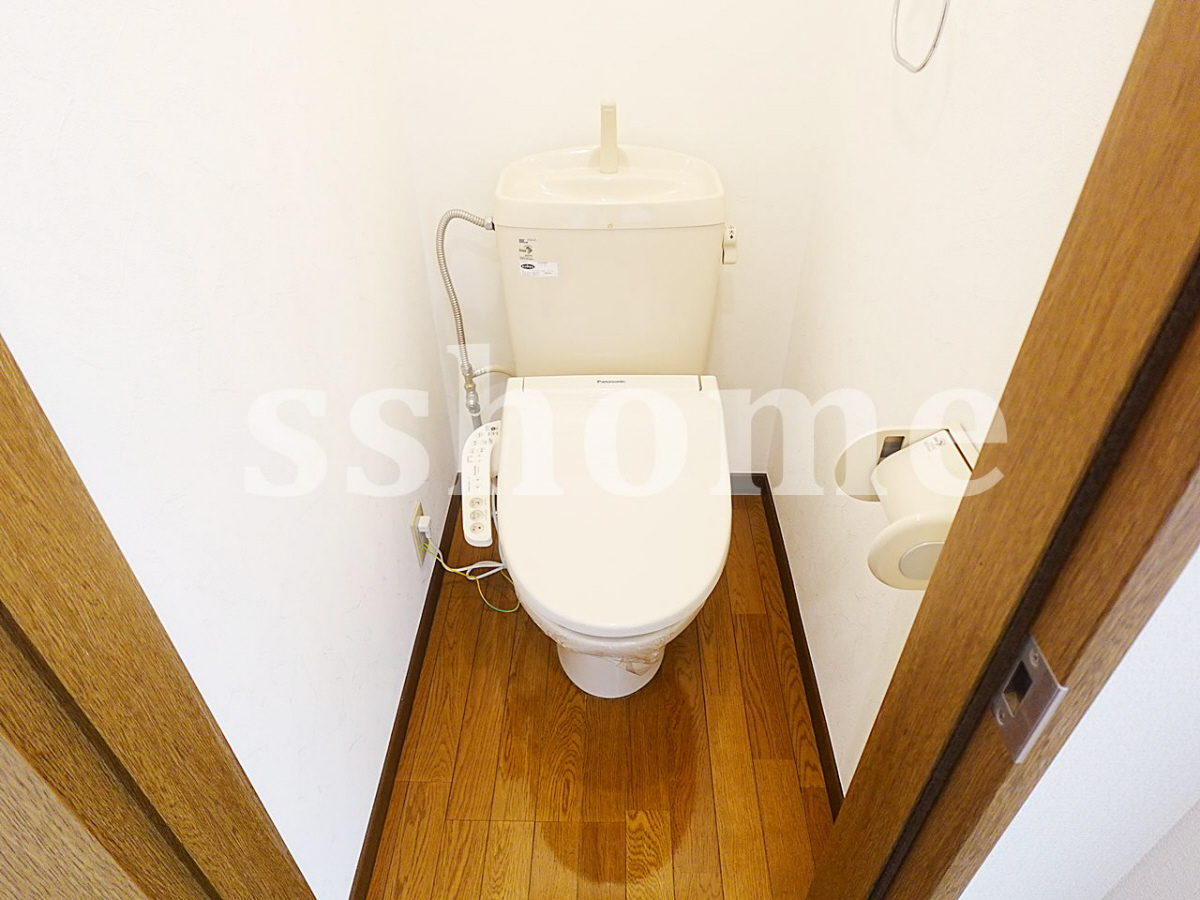 トイレ 温水洗浄便座☆ 写真8