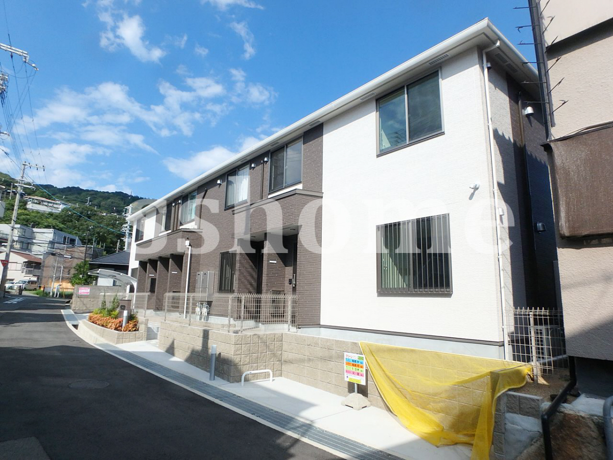 アルバ西岡本