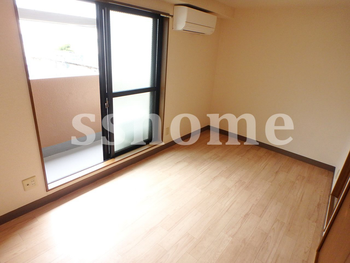 リビング リフォーム済できれいなお部屋☆ 写真2